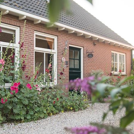 Broeks' Bed En Brood Bed & Breakfast Meerkerk Eksteriør bilde